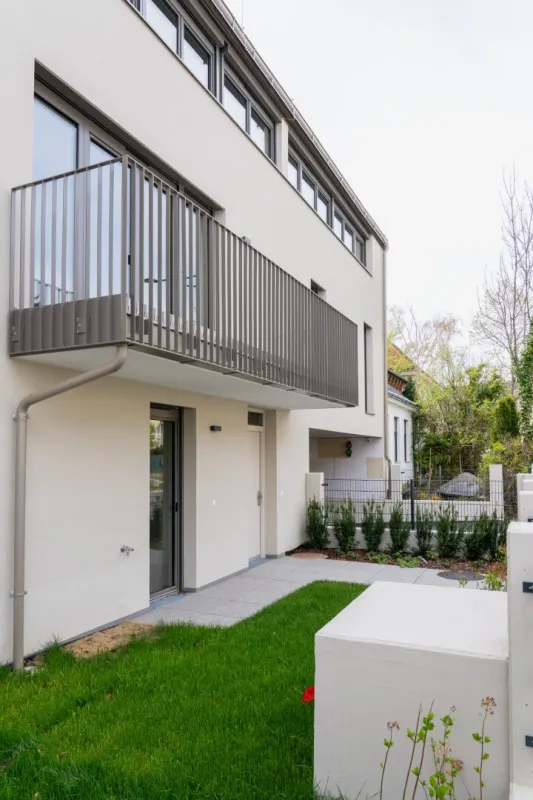 Mödling | Gartenwohnung mit eigenem Eingang & Vorgarten – auch ideal als Praxis oder Büro - Bild 1