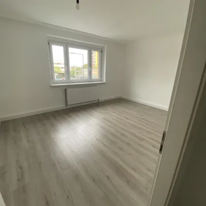 Wohnung mit 3 Schlafzimmern, Wohnküche in Bahnhofsnähe - Bild 2