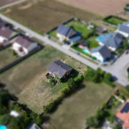 Lassen Sie Ihrer Phantasie freien Lauf: Rohbau mit Erweiterungspotential und großem Grundstück - Bild 3