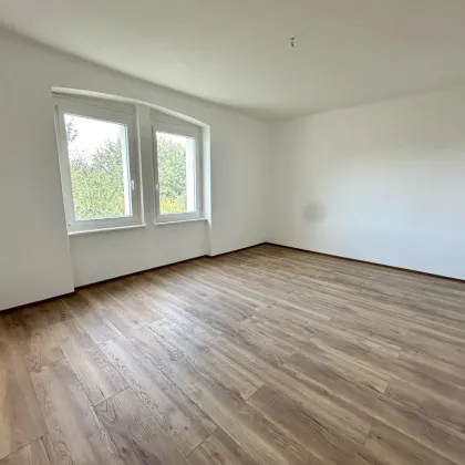 Gemütliche 3-Zimmer-Wohnung in Judenburg – Balkon & Küche - optional auch Garagen verfügbar - Bild 3