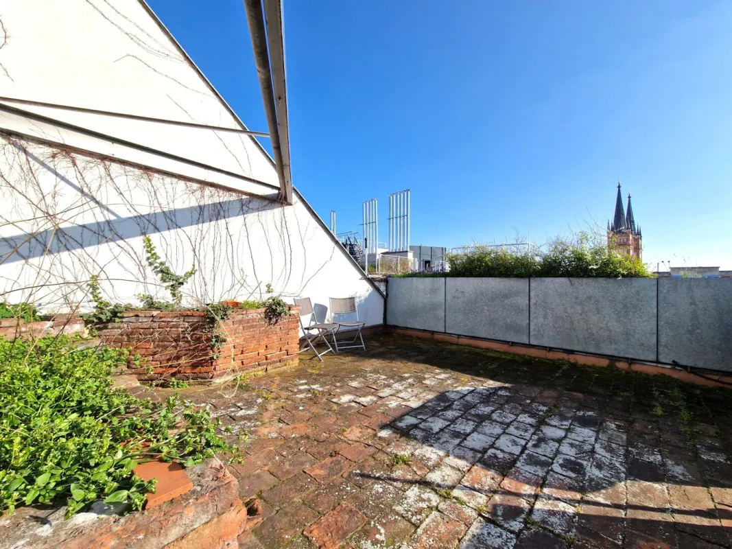 Willkommen auf der Sonnenseite! Ihre neue Wohlfühloase mit sonniger Dachterrasse und wunderbarer Aussicht im Herzen der Josefstadt - Bild 1
