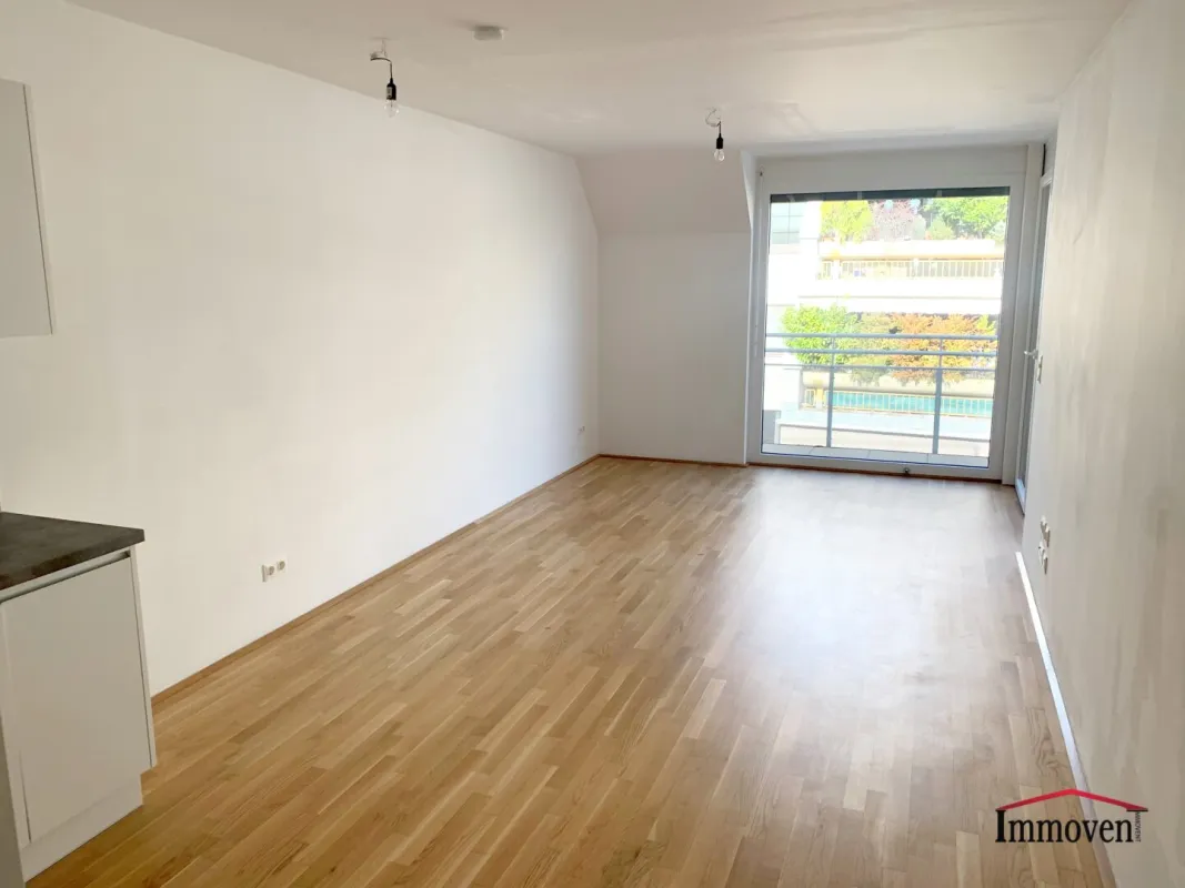 Traumhafte helle 2-Zimmerwohnung mit großer Loggia/Balkon! (Mietbeginn 01.12.2025) - Bild 1