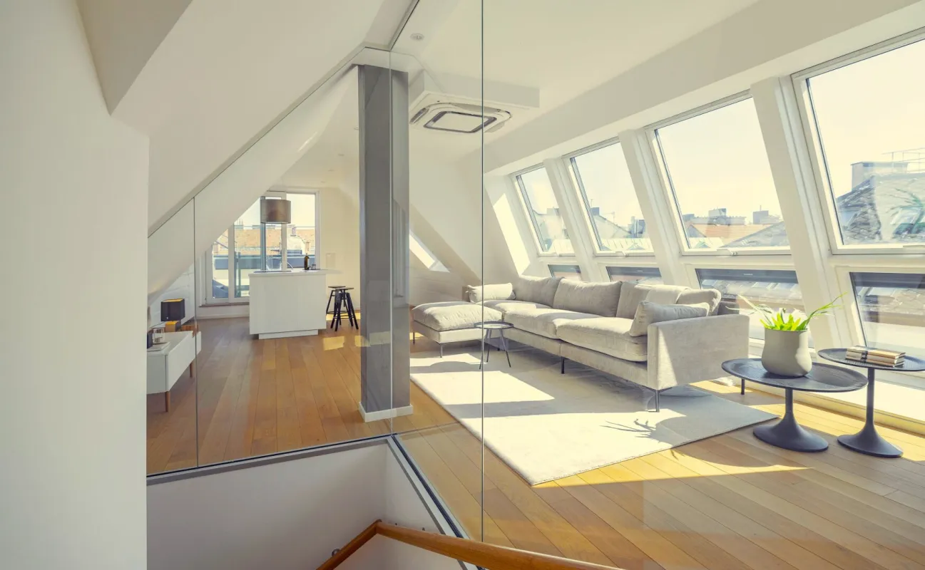 LUXUS TERRASSEN HIT - 5 Zimmer - ca. 182m² gew. NFL - 2 Terrassen - Einbauküche - hochwertige Ausstattung - Garagenplatz - Aktuell vermietet - ZENTRUMSNAHE LAGE - Bild 1