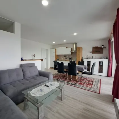 Traumhafte 3-Zimmer-Wohnung mit Loggia in Aussichtslage - Ihr neues Zuhause wartet! - Bild 3
