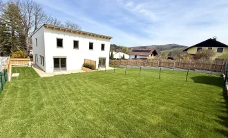 PREISREDUKTION! TRAUMHAFTE 6 ZIMMER DOPPELHAUSHÄLFTE MIT EIGENGARTEN IN TRAUMHAFTER LAGE!