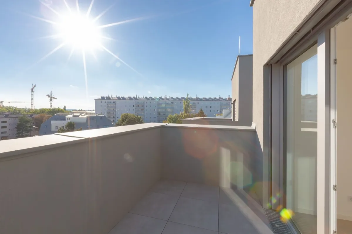 EHK 100 | Dachgeschoss Erstbezug mit tollem Fernblick und südseitiger Terrasse - Bild 1