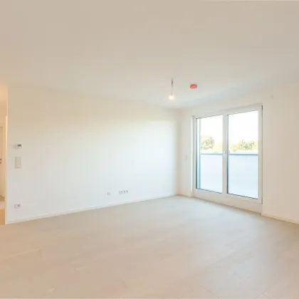 EHK 100 | Dachgeschoss Erstbezug mit tollem Fernblick und südseitiger Terrasse - Bild 3