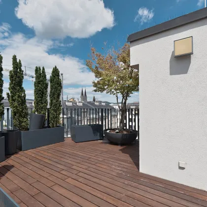 TRAUMBLICK und kuschliger KAMIN! Dachgeschoß-Maisonette mit 3 Terrassen! Garagenkauf im Haus möglich - Bild 3