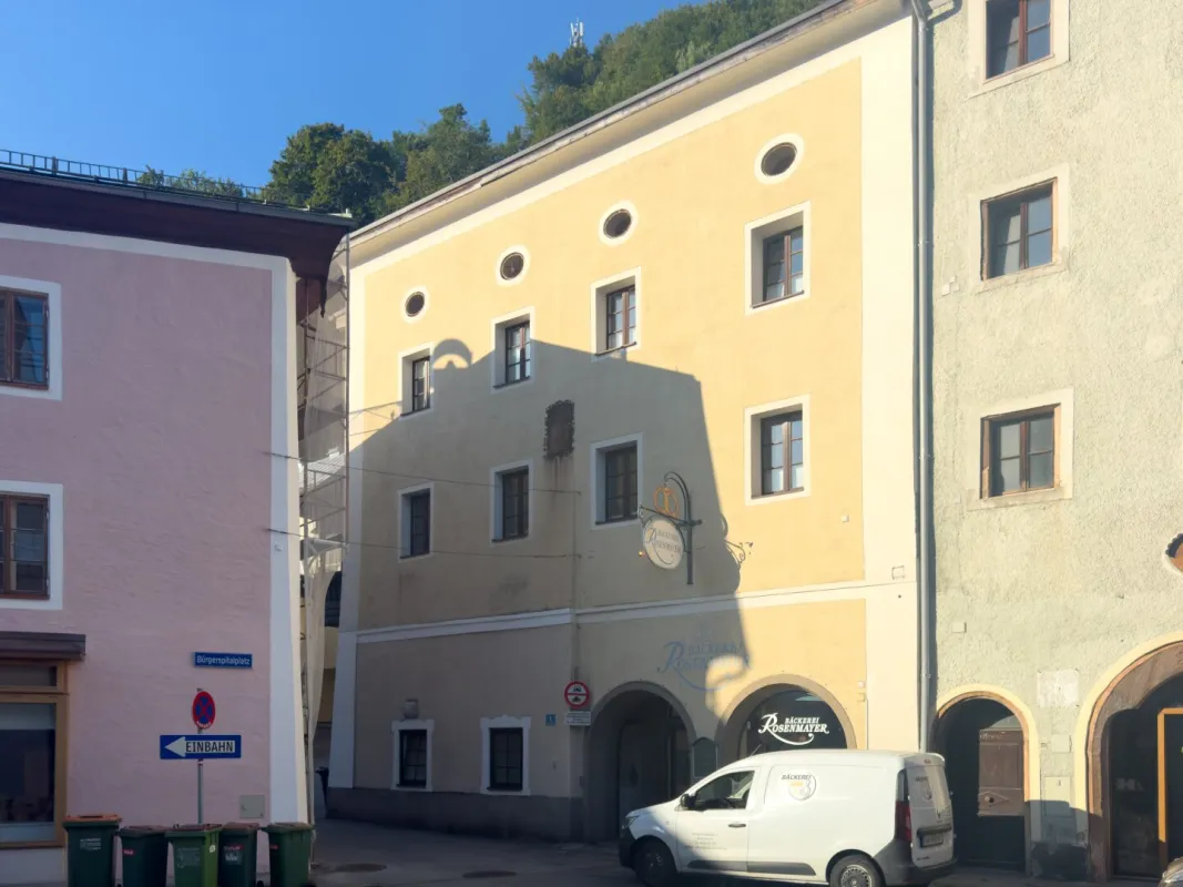 BETRIEBSBEREITE BACKSTUBE SAMT VERKAUFSRAUM FÜR BÄCKER UND KONDITOREN - Bild 1