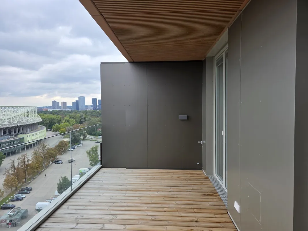 Hochhaus Grünblick: Erstbezug 11.OG Ostseite | U2 | XL-Balkon - Bild 1