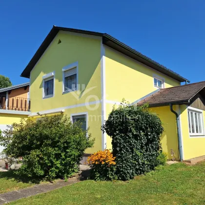 Gepflegtes Familienhaus in zentraler Ruhelage steht zum Einzug bereit! - Bild 2