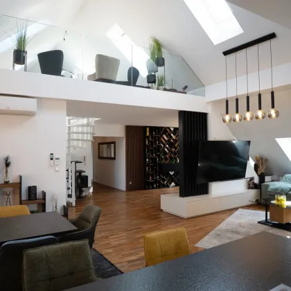 PENTHOUSE DER EXTRAKLASSE! 230m² Wohnluxus mit Galerie & Traumterrasse! - Bild 2