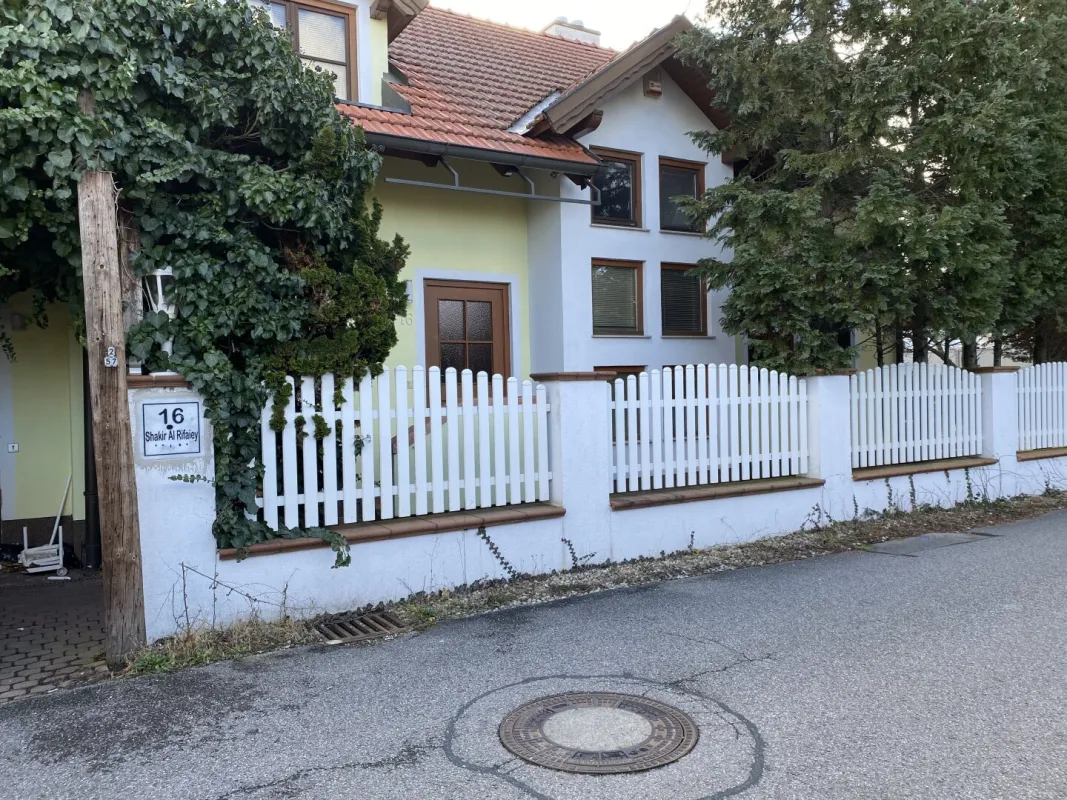 Familienheim zum Wohlfühlen: Einfamilienhaus nahe der Wiener Stadtgrenze - Bild 1