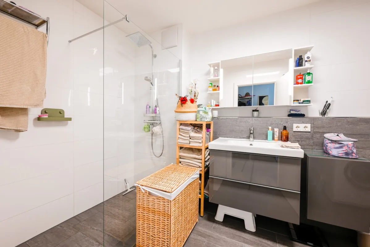 79 m² 3 Zimmer Eigentumswohnung in sonniger Aussichtslage - Bild 1