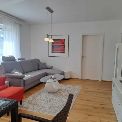 Attraktive 3-Zimmer-Wohnung mit Terrasse in zentrumsnaher Lage - wie neu! - Bild 3