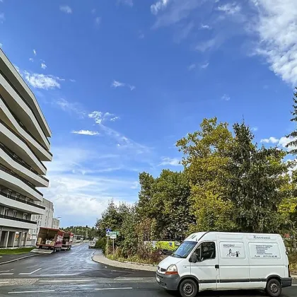 Motorrad Abstellplatz in Tiefgarage - Bild 2