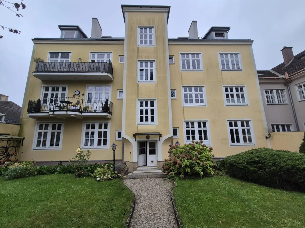 Zinshaus mit 8 Wohnungen im Alleineigentum in guter Lage mit gepflegtem Garten - Bild 1