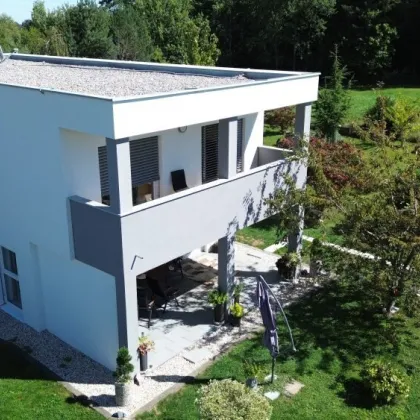 Traumhaftes, modernes Einfamilienhaus in erhöhter Aussichtslage - Bild 2