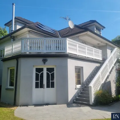 Exklusives Einfamilienhaus in Berndorf- Großzügiges Grundstück - Bild 2