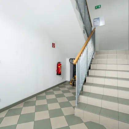 Attraktives Büro im EG mit moderner Infrastruktur in Pinsdorf zu mieten! - Bild 2