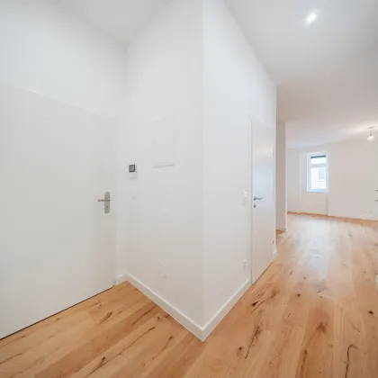 TOP MODERNE 2 ZIMMER ALTBAUWOHNUNG NÄHE SCHLOSS BELVEDERE - Bild 2