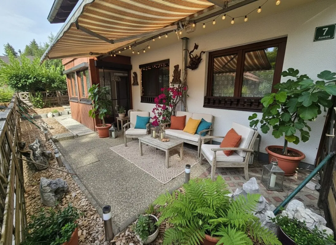 Gepflegte Erdgeschoßwohnung mit Wintergarten und Terrasse - Bild 1