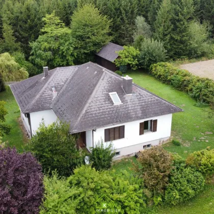 E I N Z E L L A G E !!! Wohnhaus mit traumhaften Garten - Bild 2