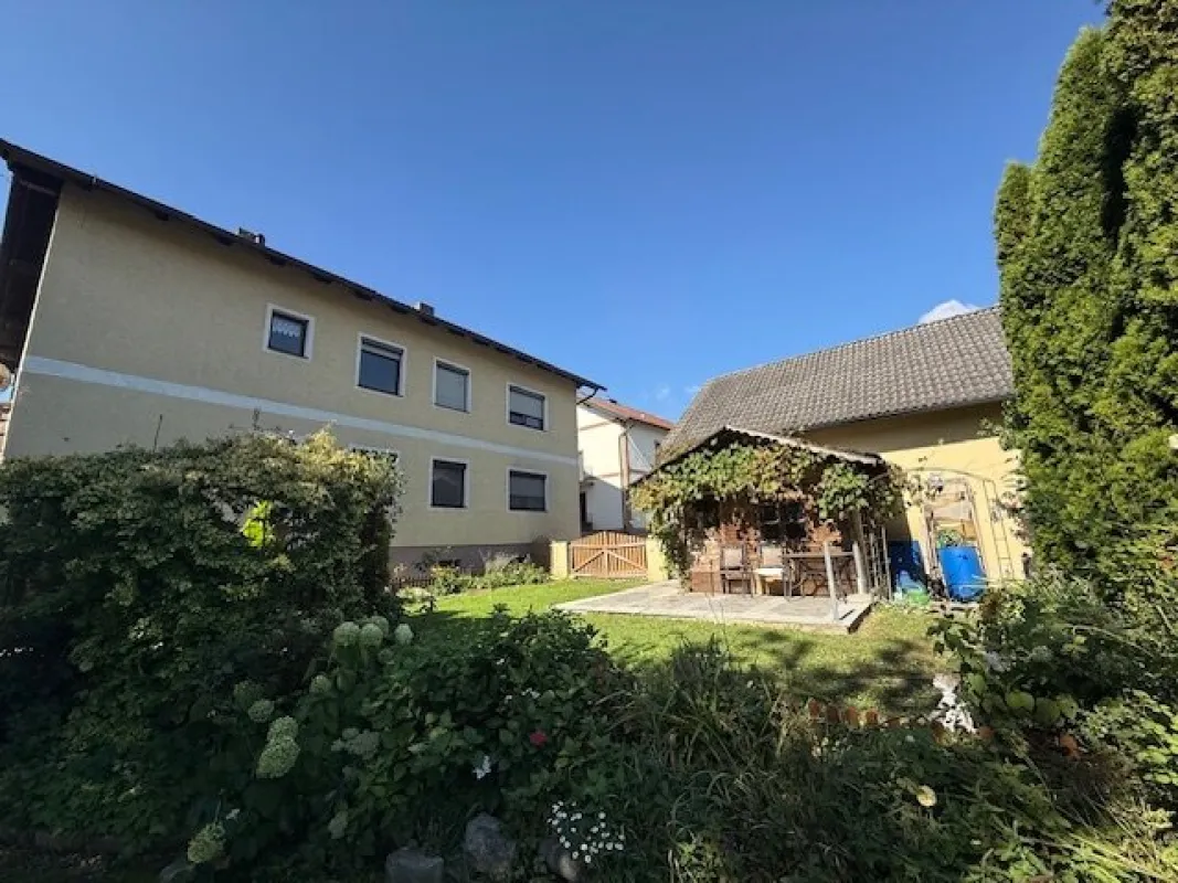 Haus - großer Grund - zwei Wohneinheiten möglich - Bild 1