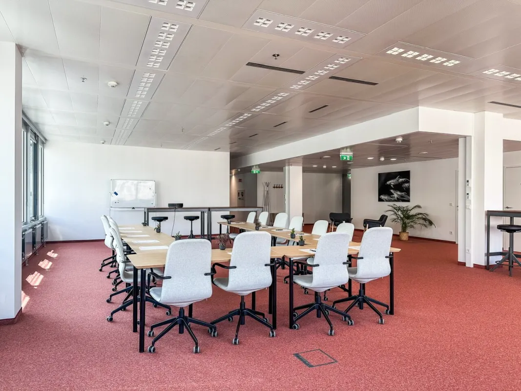 Modernes und schönes Büro im Ares Tower - 12. Stock - 1220 Wien - Bild 1