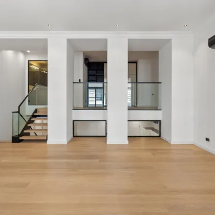 Design trifft Raum – stilvolles Loft im Bauhaus Stil mit bis zu 4 m hohen Decken - Bild 3