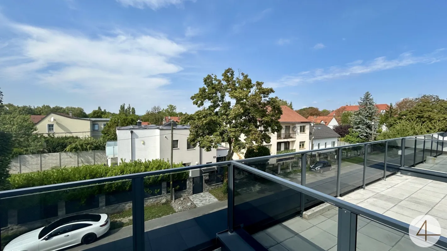 Bezugsfertig! 5-Zimmer-Designhaus mit Garten & Dachterrassen - Bild 1