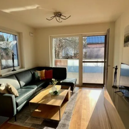 Seenahe 2-Zi.-Wohnung mit 18m² Balkon - Bild 2