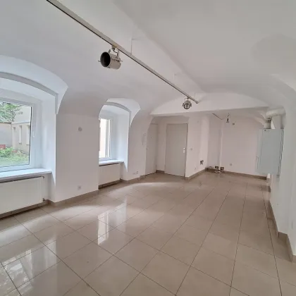 360° TOUR / Multifunktional nutzbares Geschäftslokal/Büro in sehr guter Lage des 7. Bezirks - Bild 2