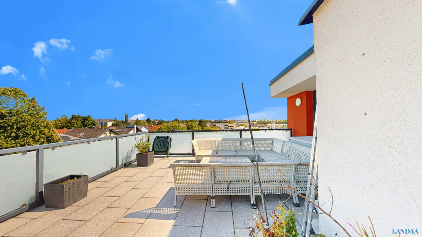 Ihre neue Traumwohnung mit großzügiger Dachterrasse plus 2 Autoplätze zu erwerben - Bild 1