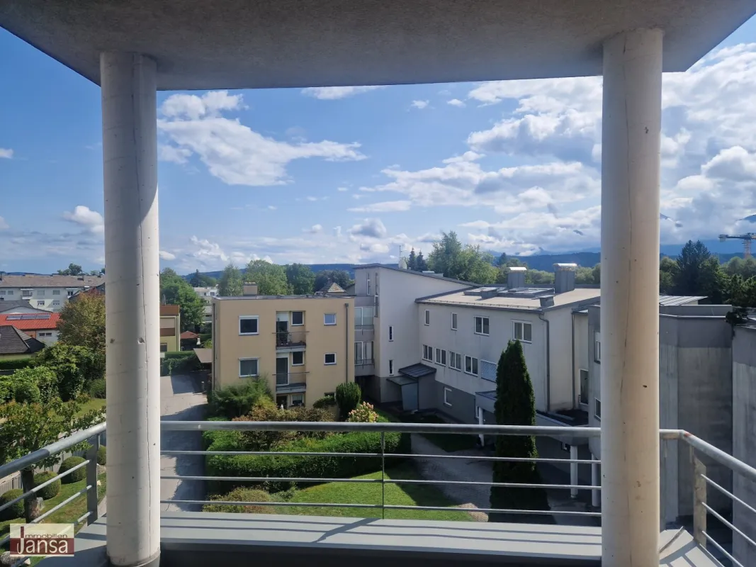 SONNIGE LAGE -  DACHGESCHOSSWOHNUNG MIT DIREKTZUGANG ZUM DRAURADWEG - Bild 1