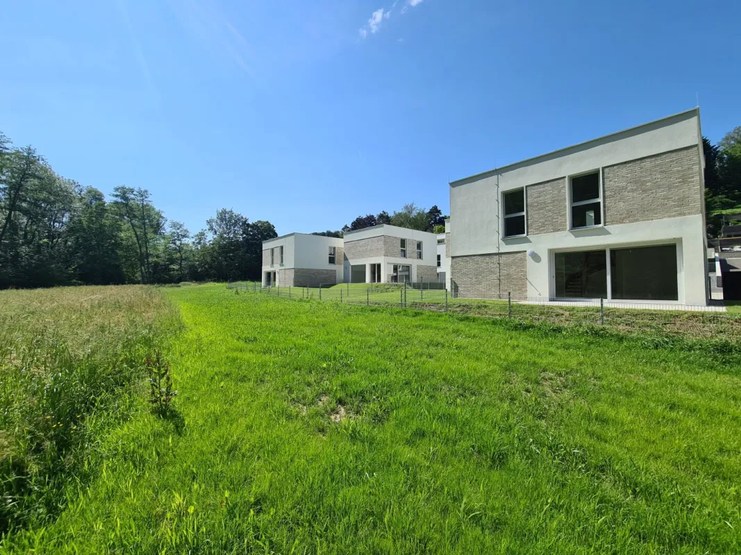 Neubau Erstbezug | Holzmassiv | Living Woods - Bild 1