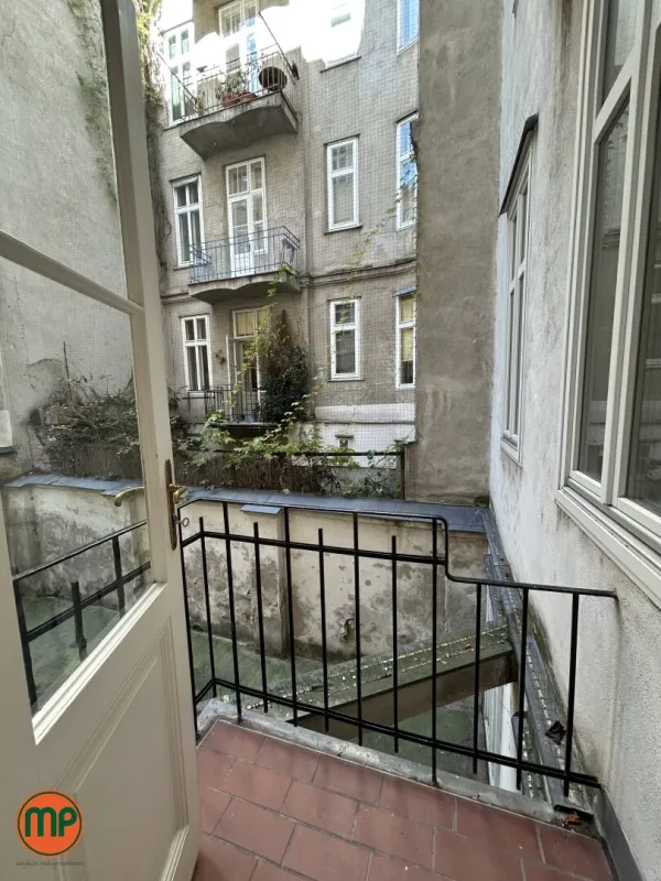 Altbau-Büro mit Flair in Toplage inkl. Alarmanlage und Sicherheitstüre - Bild 1