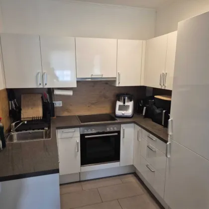 Traumhafte moderne 2-Zimmerwohnung im Seepark mit seitlichem Seeblick zu vermieten - VÖSENDORF - Bild 2