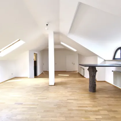 Wohnen und Arbeiten in Grünruhelage! 2 Wohneinheiten + Ordination oder Büro - Bild 3