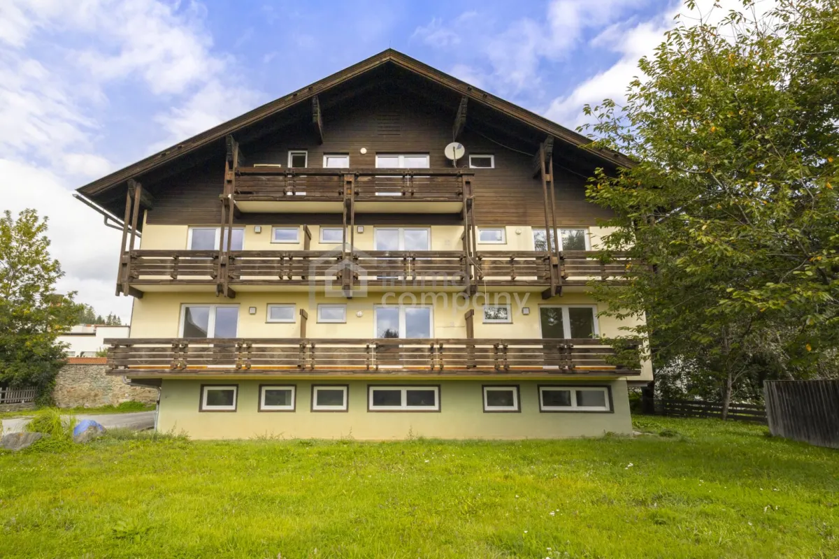 Anlageobjekt mit Potenzial: Zinshaus / Appartementhaus in Neumarkt in der Steiermark - Bild 1