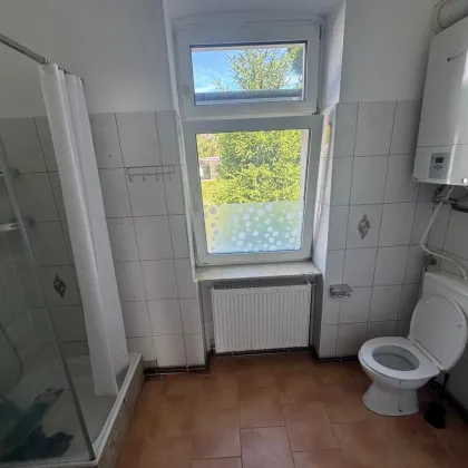 Charmantes Einfamilienhaus mit Aufstockungsmöglichkeit nahe Wien - Bild 3