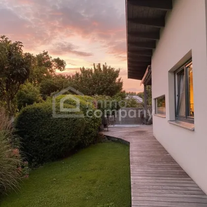 Bungalow in Attersee-Ort. 150m² mit kleinem Garten und großer Terrasse! - Bild 2