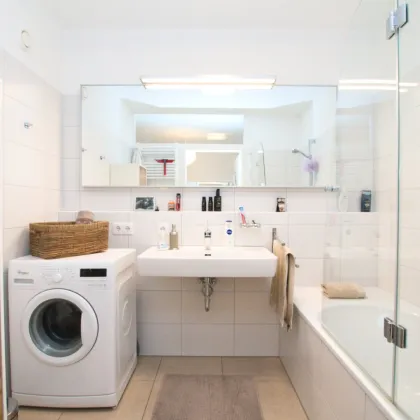 Moderne Wohnung mit Loggia und Stellplatz in zentraler Lage - perfekt für Singles oder Paare! - Bild 3