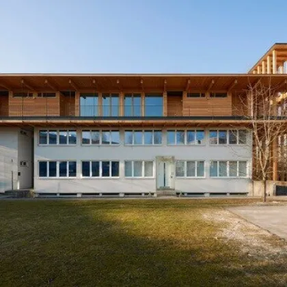 Das Traumbüro - komplette, oberste Etage, riesiger Balkon, tolle Architektur, Parkplätze - Bild 2