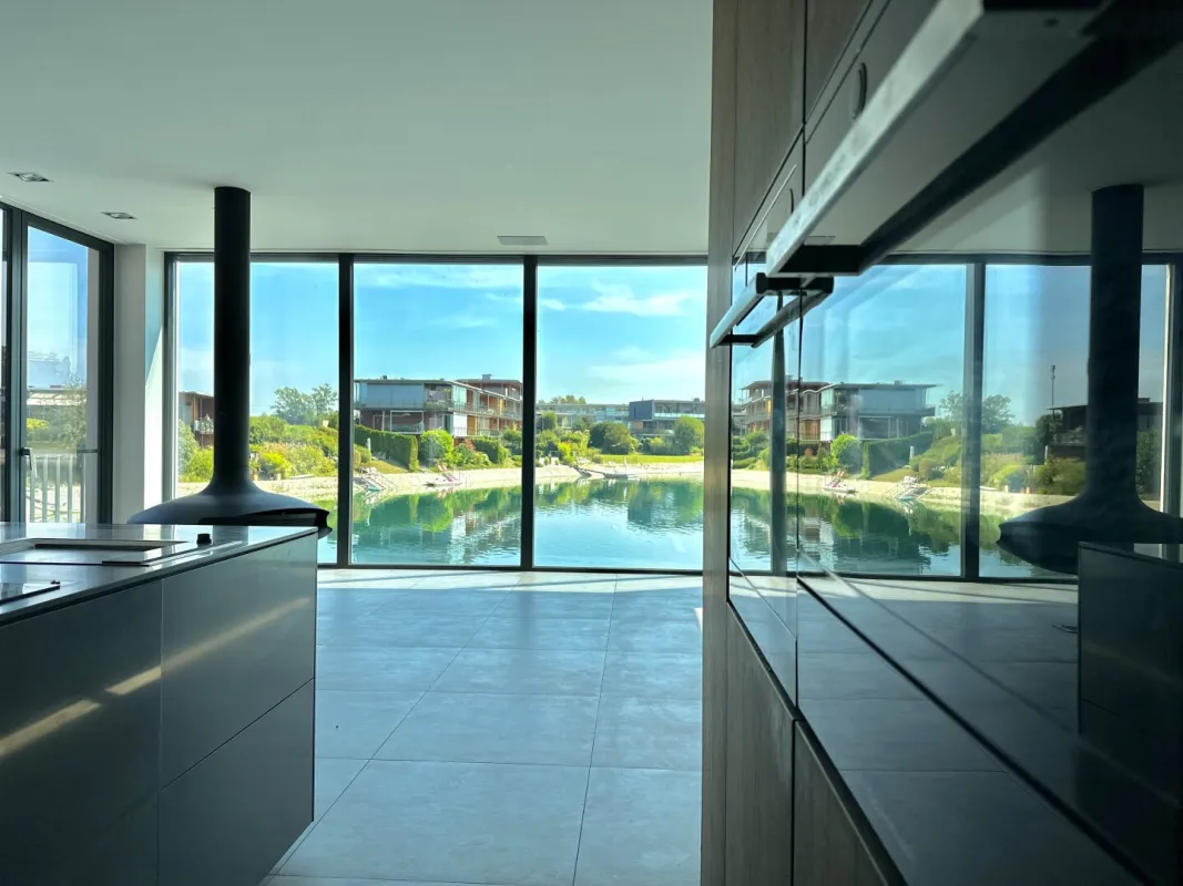 EXKLUSIVE SEEVILLA an der Copacabana - LUXUS mit eigenem Seezugang! - Bild 1