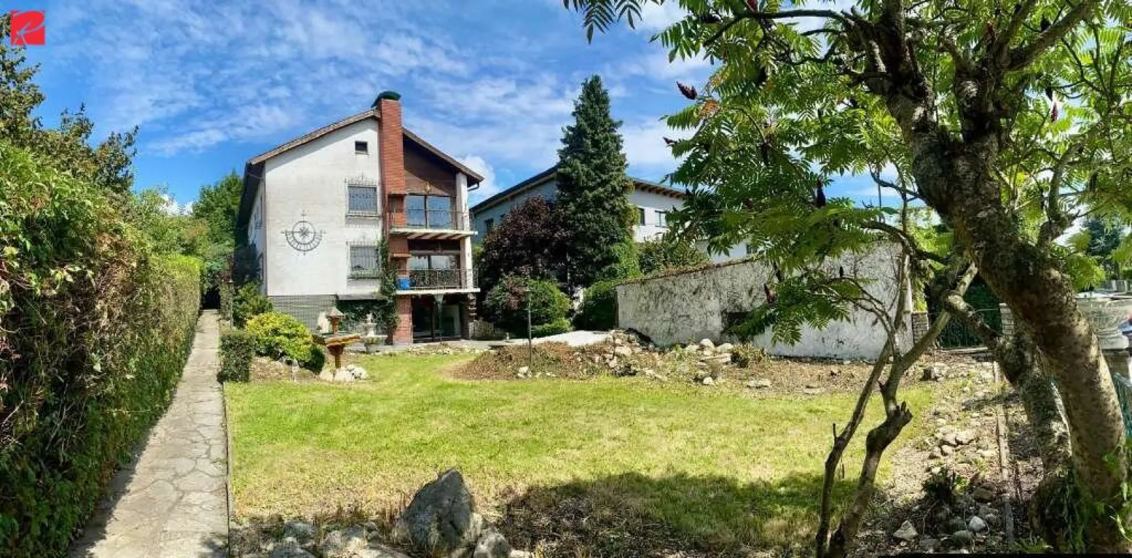 Sonniges Anwesen mit Pool – Ihr neues Familien-Domizil! - Bild 1