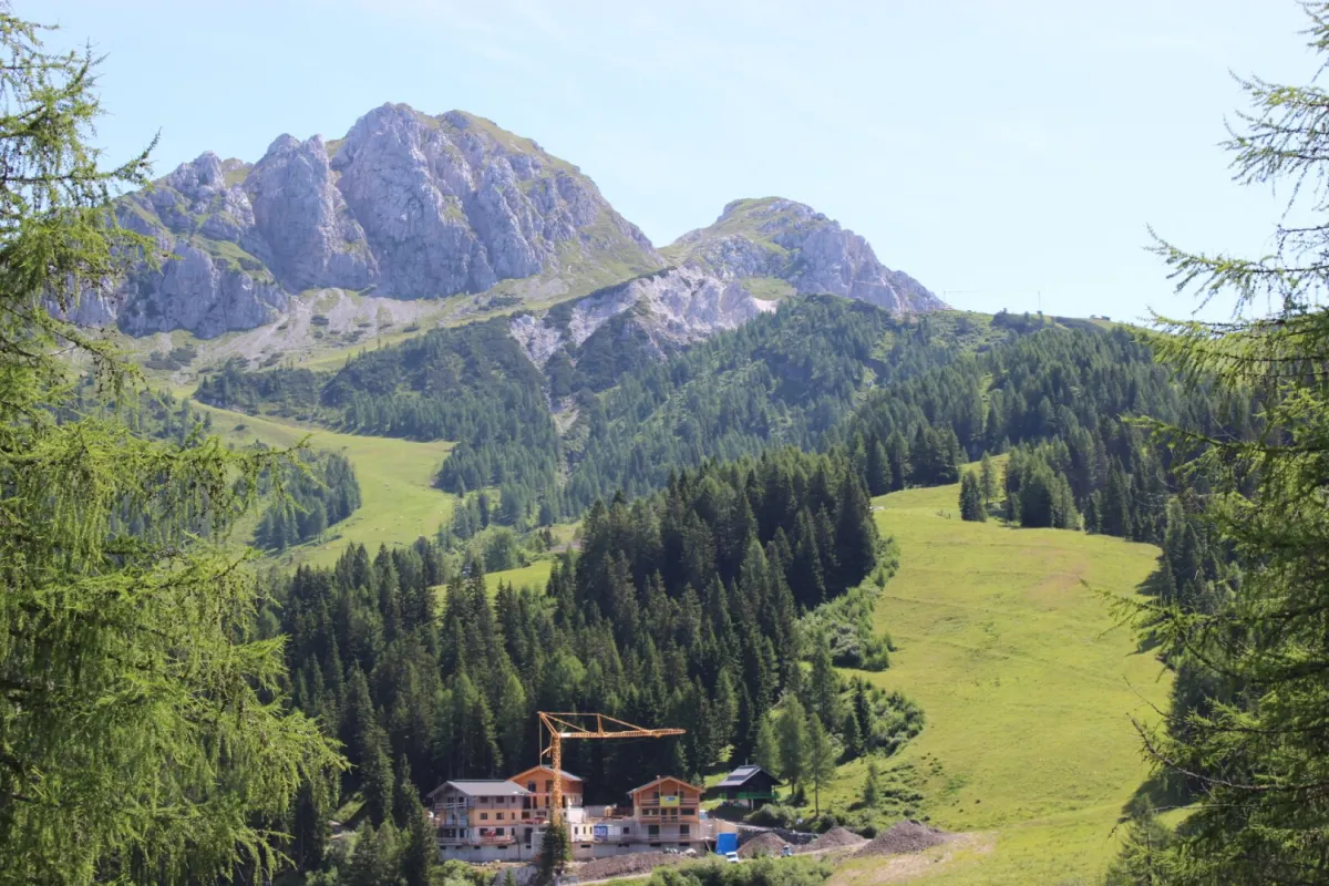 Luxuriöse 4-Zimmer-Ferienwohnung mit Bergblick in Sonnenalpe Nassfeld! - Bild 1
