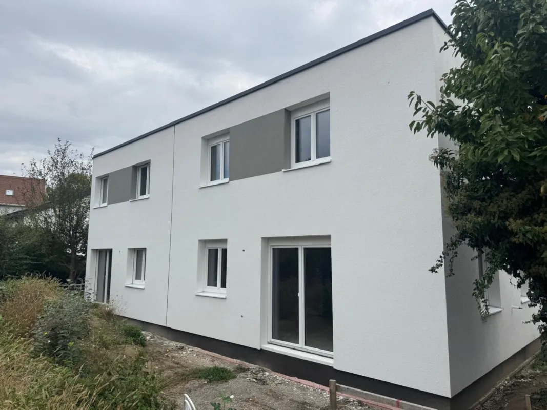 Traumhafter-Erstbezug in Wien: 5 Zimmer, Garten & moderne Ausstattung! Baurechtsgrund! - Bild 1