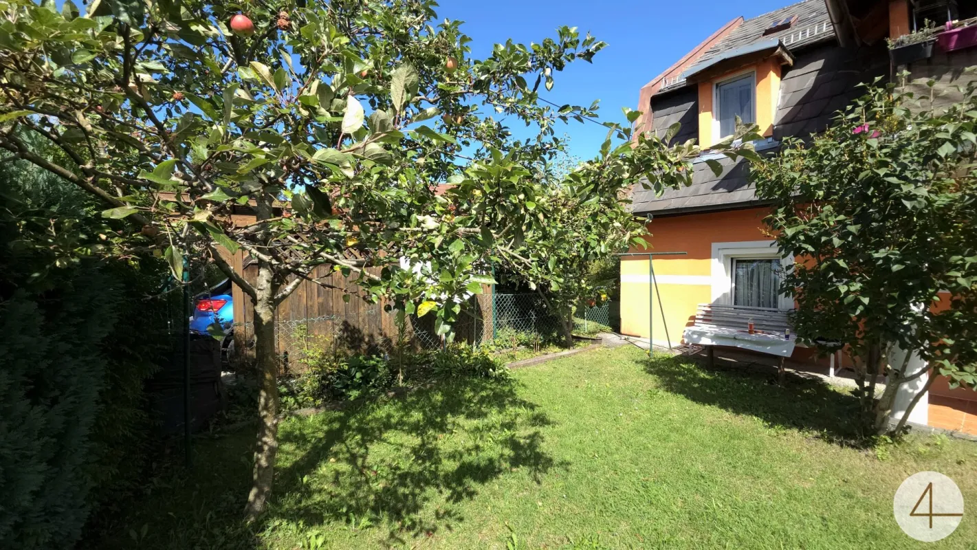 Zwei Wohneinheiten unter einem Dach – Wohnhaus mit Garten in Hainfeld - Bild 1