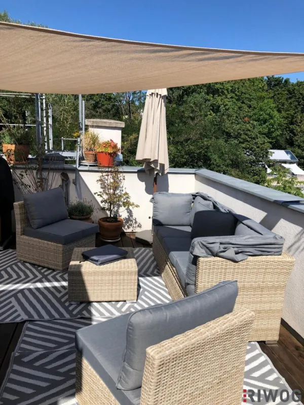 ROOFTOP LIVING - 32M² PRIVATE DACHTERRASSE MIT HOHE WARTE GRÜNBLICK - KLIMA - NÄHE U4 - Bild 1
